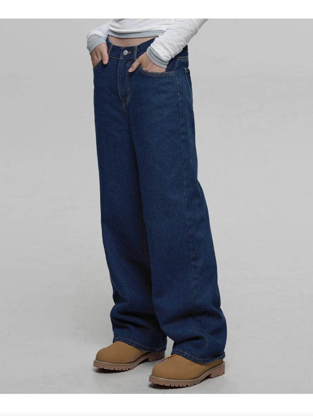 NWT Deep Blue Wide-Leg Mid-Rise Jeans